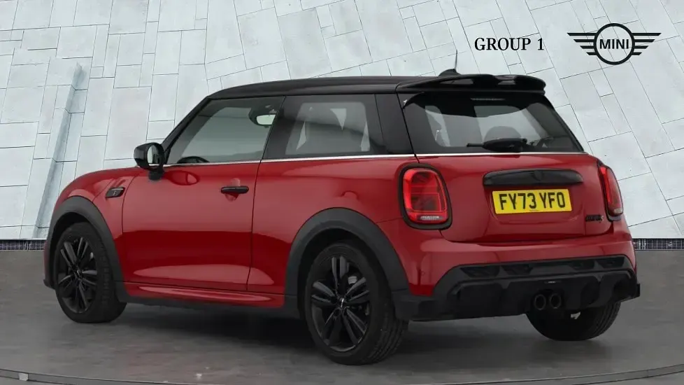 Used Mini Cooper S Premium 178 HP (130 kW) 2023 Red Hatchback
