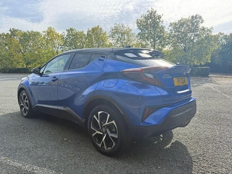 Used Toyota C-HR 122 HP (89 kW) 2017 Blue SUV