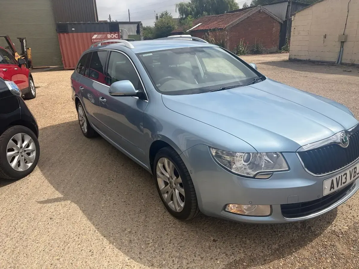 Used Skoda Superb SE 2013 Blue Estate