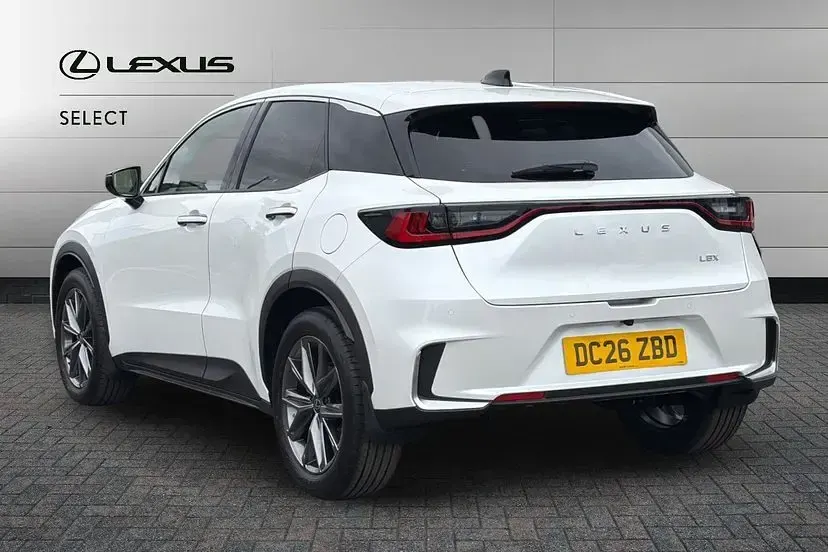New Lexus LBX 134 HP (98 kW) 2026 Sonic white SUV
