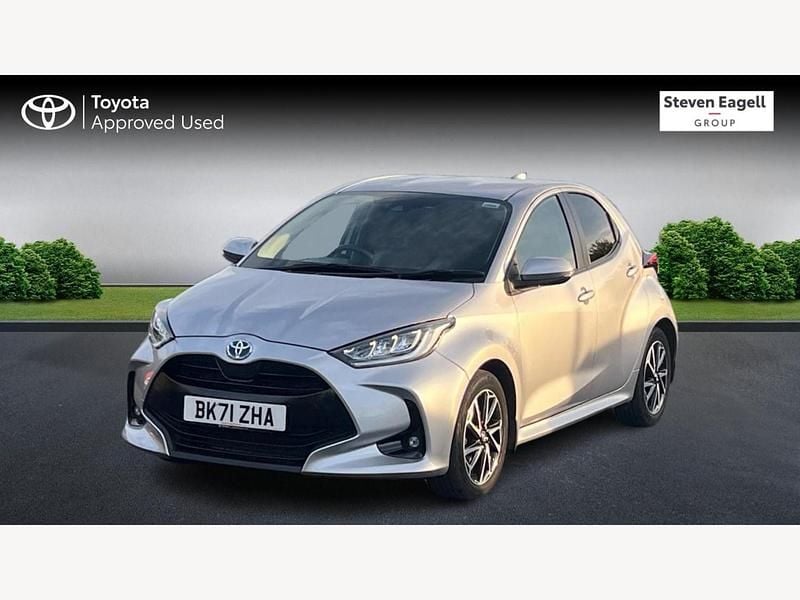 Used Toyota Yaris Hybrid Design 2021 Silver Hatchback