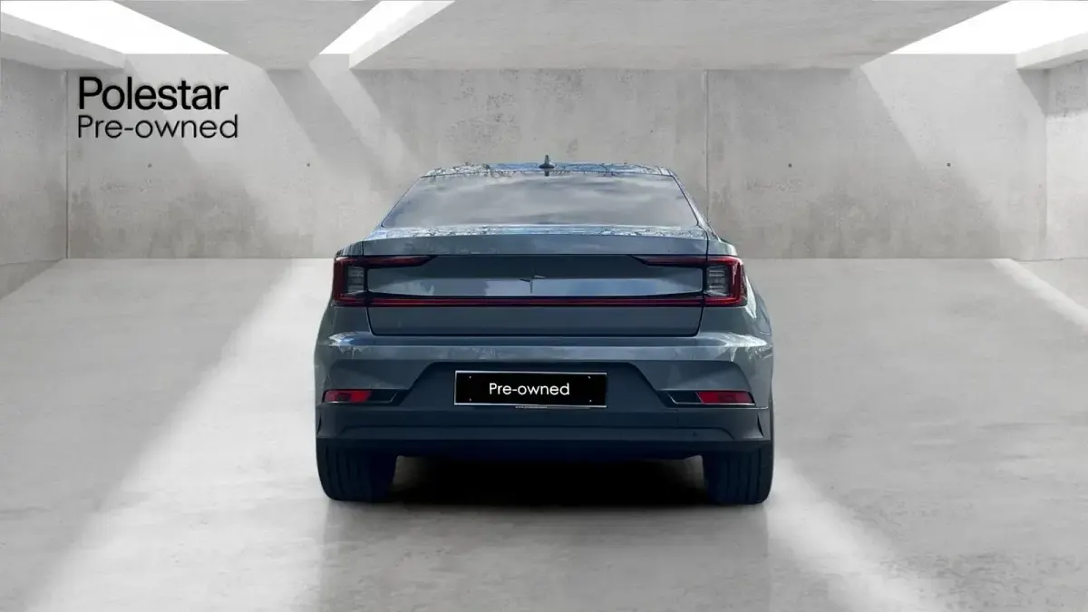 Begagnad Polestar 2 219 kW (299 HK) 2026 Grå Halvkombi