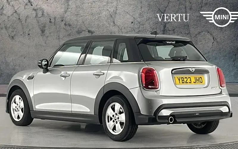 Used Mini Cooper Classic 136 HP (100 kW) 2022 Silver Hatchback