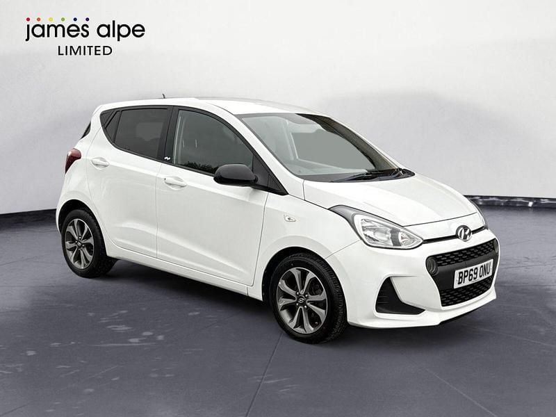 White Used 2019 Hyundai i10 Hatchback | £8,000 (Good price) - Image 1/4