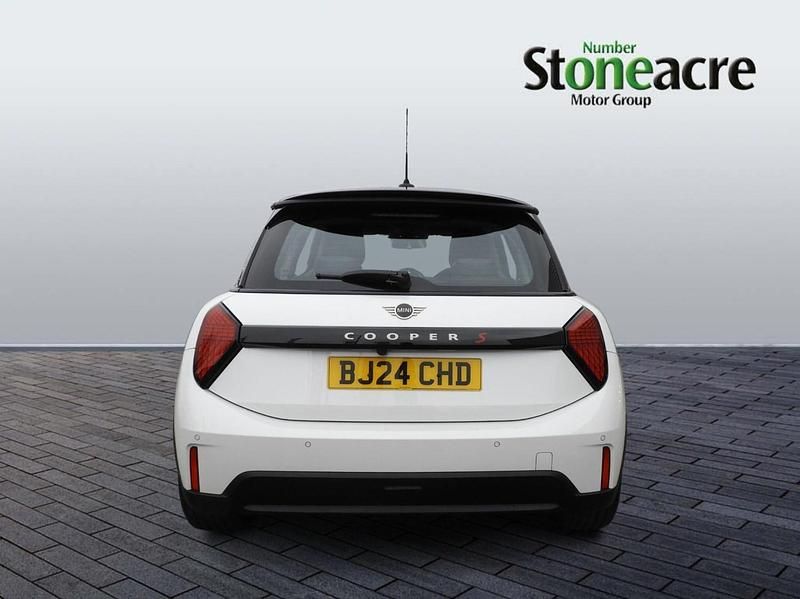 Used Mini Cooper S Hatch 2024 White Hatchback
