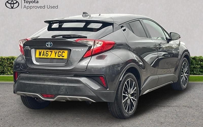 Used Toyota C-HR 122 HP (89 kW) 2017 Grey SUV