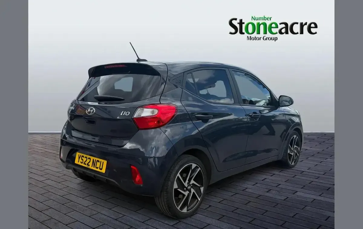Used Hyundai i10 Premium 84 HP (61 kW) 2022 Grey Hatchback