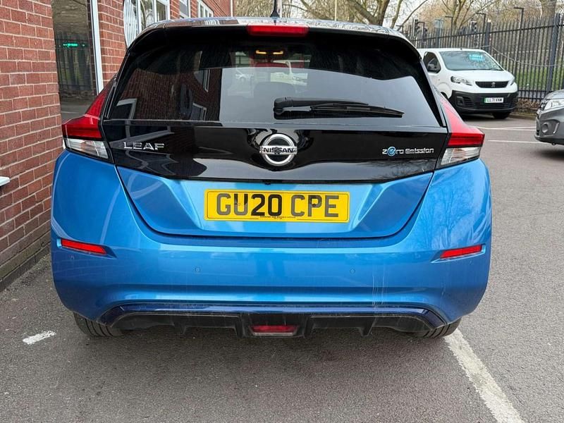 Used Nissan Leaf Tekna 110 kW (150 HP) 2020 Blue Hatchback