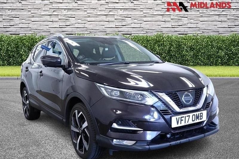 Black Used 2017 Nissan Qashqai S SUV | £7,900 (Fair price) - Image 1/1