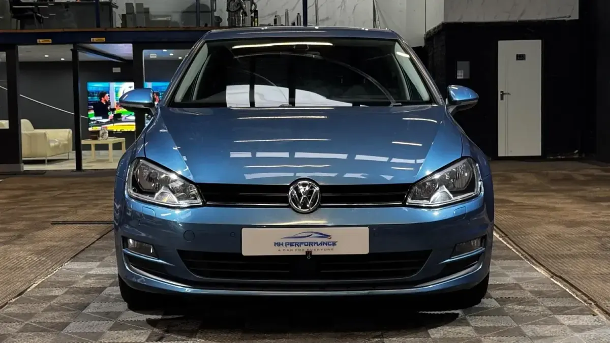 Second-hand VW Golf VII Edition 110 CP (80 kW) 2016 Albastru Hatchback