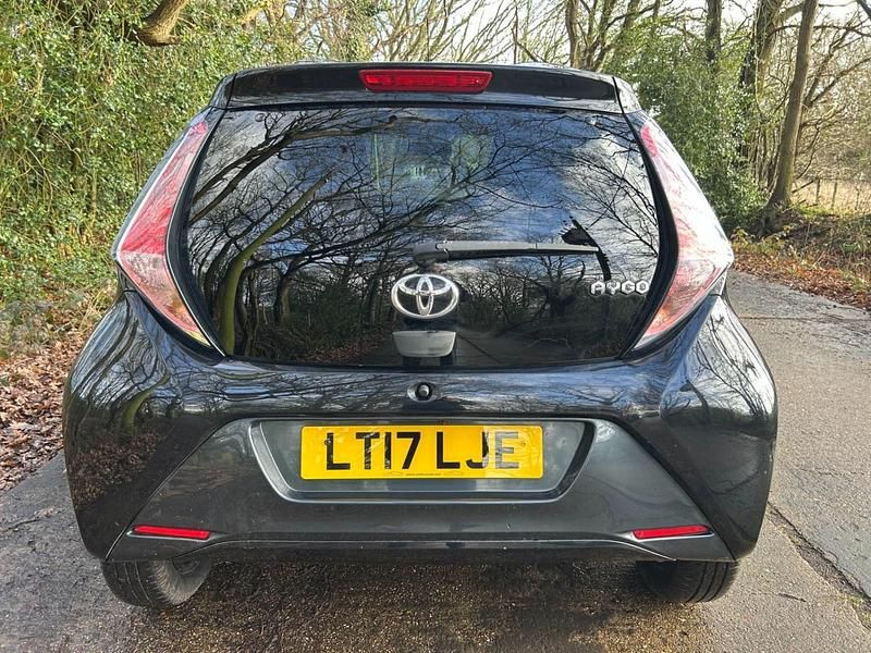 Used Toyota Aygo x-style 2017 Black Hatchback