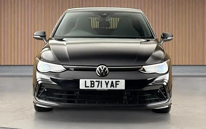 Used VW Golf VIII R-line 150 HP (110 kW) 2022 Black Hatchback
