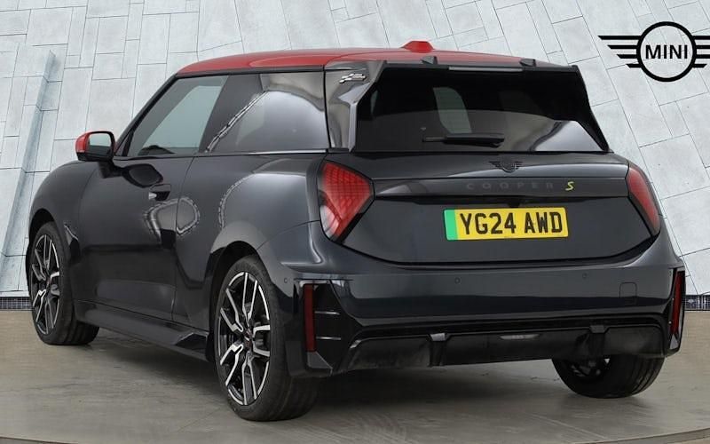 Usado Mini Cooper Sport 160 kW (218 CV) 2026 Utilitario