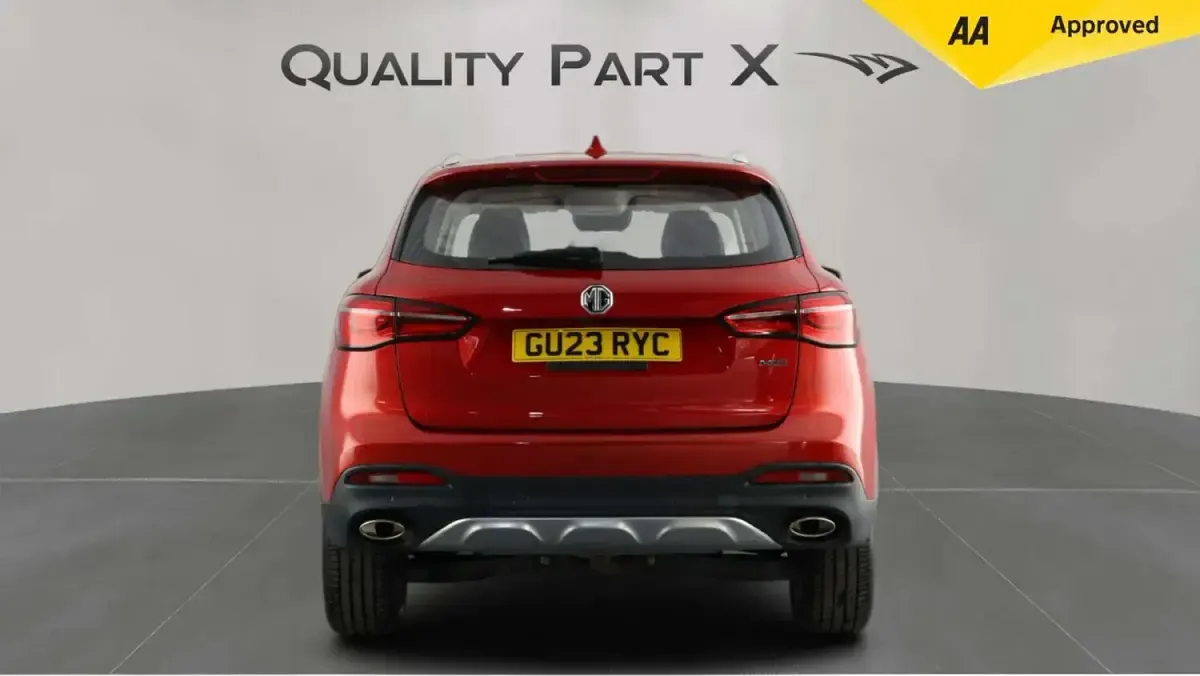 Used MG HS Excite 162 HP (119 kW) 2023 Red SUV