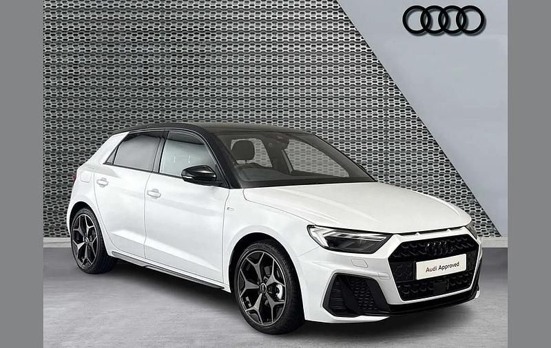 New Audi A1 Black Edition 113 HP (83 kW) 2026 White SUV