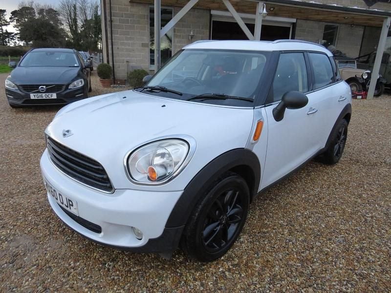 White Used 2011 Mini One D Countryman SUV | £1,900 (Fair price) - Image 1/4