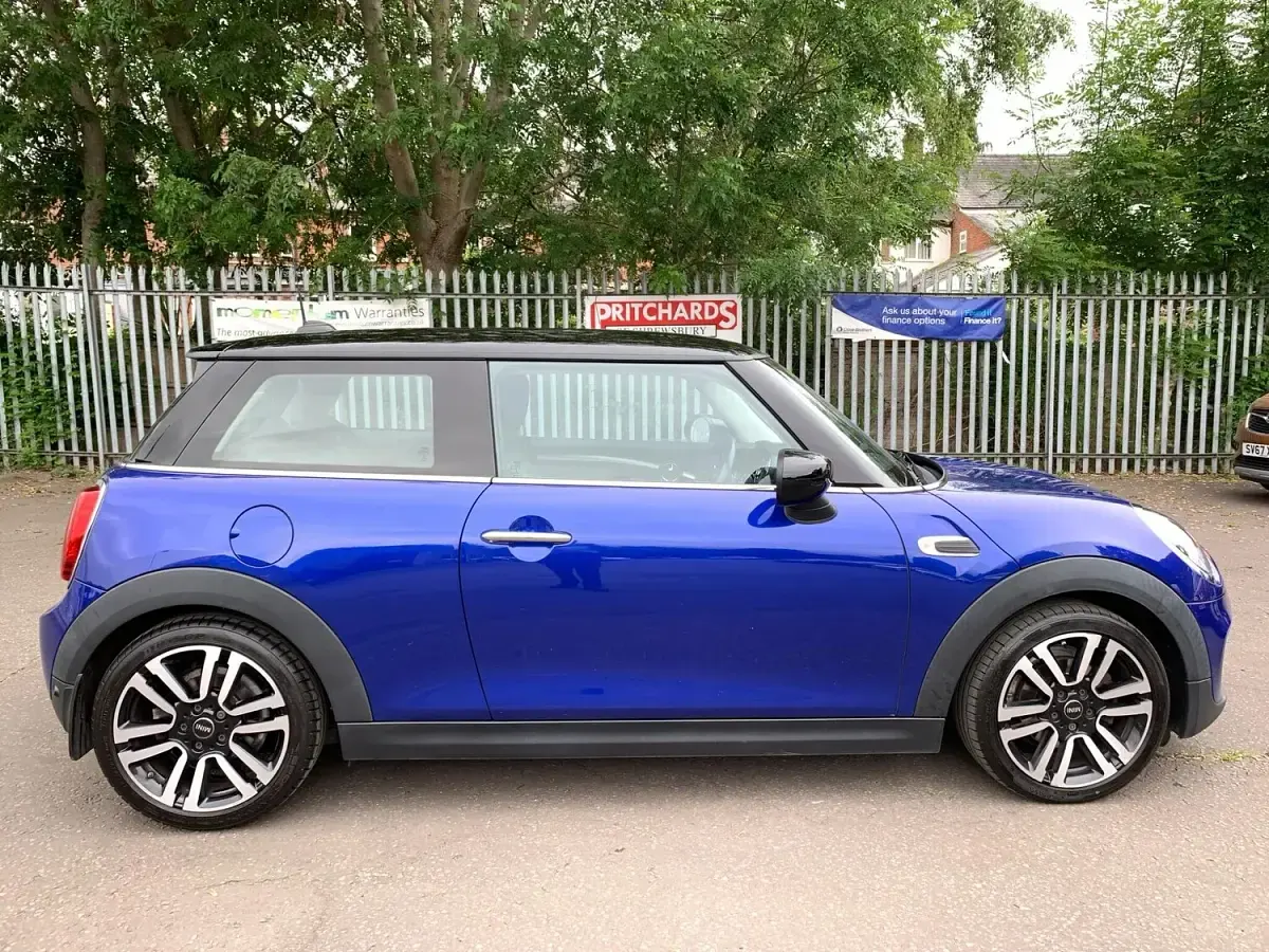 Used Mini Cooper Exclusive 2020 Blue Hatchback