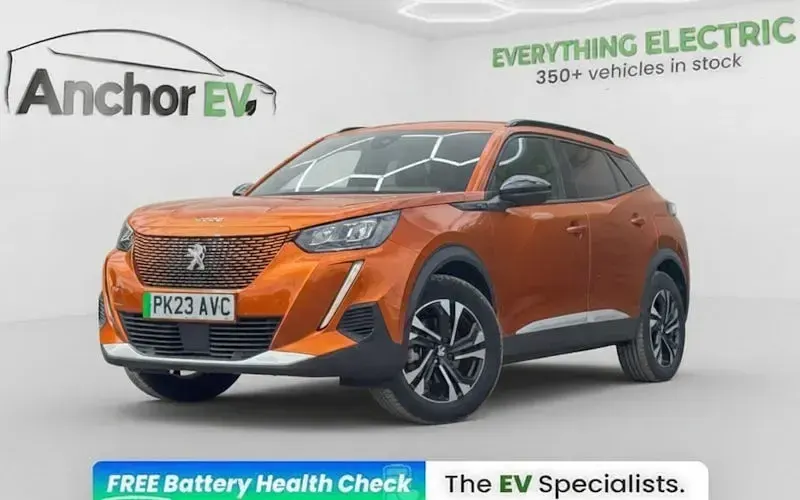 Used Peugeot e-2008 Allure+ 100 kW (136 HP) 2023 SUV