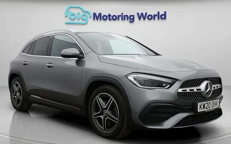 Used Mercedes GLA220 AMG Line Premium Plus 190 HP (139 kW) 2022 SUV