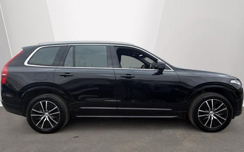 Used Volvo XC90 Momentum 235 HP (172 kW) 2020 Black SUV