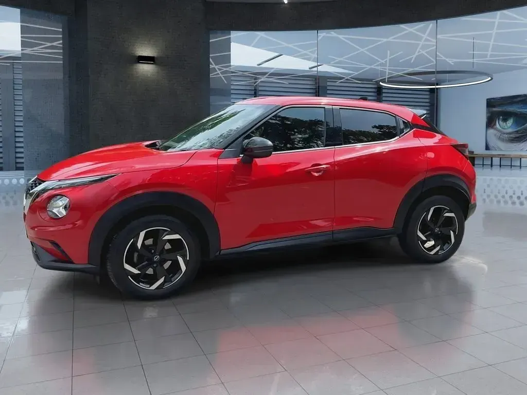 Used Nissan Juke N-Connecta 114 HP (83 kW) 2023 Red SUV