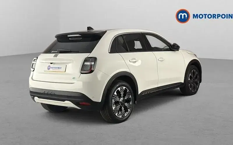 Used Fiat 600E La Prima 114 kW (156 HP) 2026 Hatchback