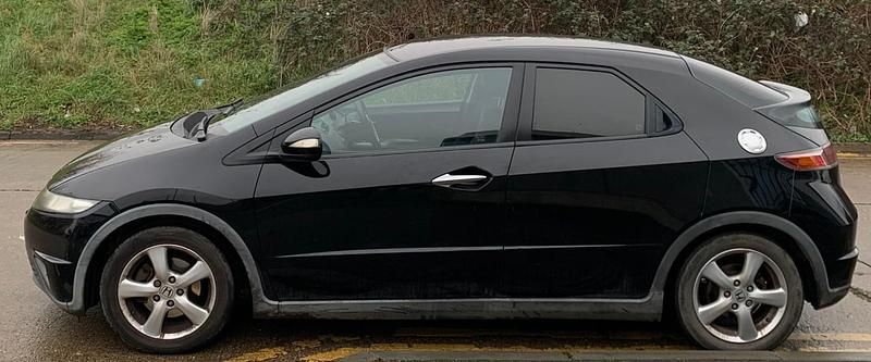 Used Honda Civic SE 2009 Black Hatchback