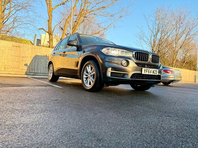 Begagnad BMW X5 Executive 2014 Grå SUV
