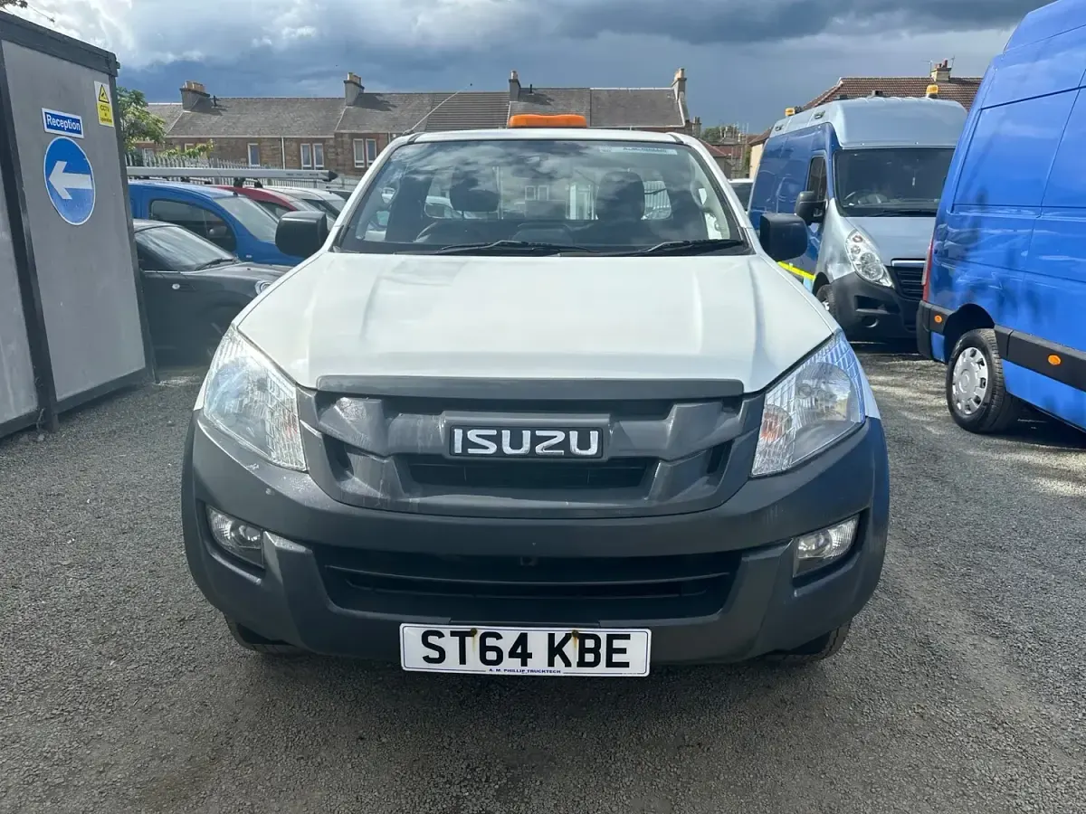 Used Isuzu D-Max 2014 White Pickup