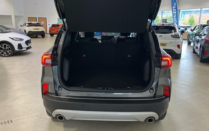 Usado Ford Kuga Titanium 150 HP (110 kW) 2026 SUV