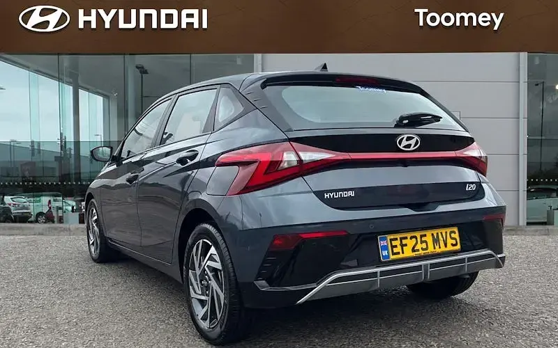 Used Hyundai i20 Advanced 101 HP (74 kW) 2025 Grey Hatchback