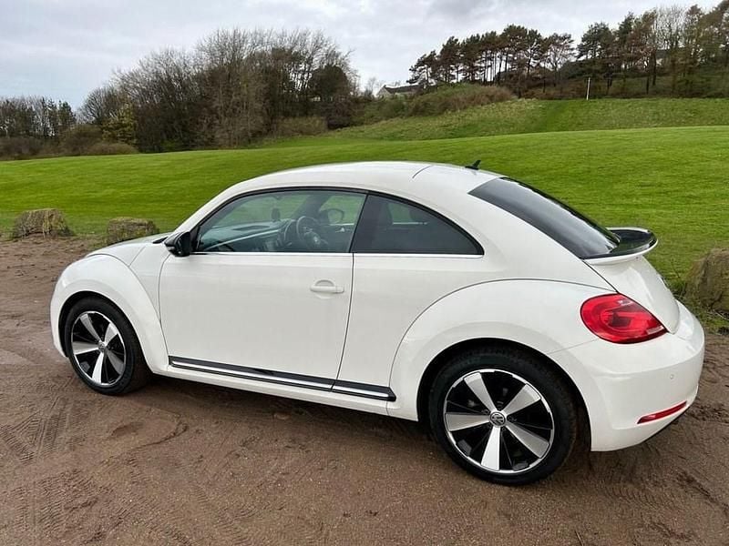Used VW Beetle Sport 160 HP (117 kW) 2013 White Hatchback