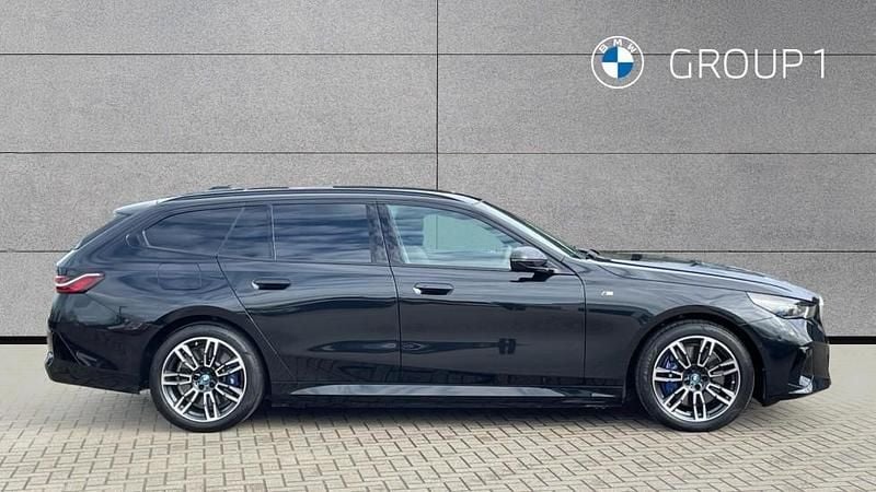 Used BMW 550e M Sport 489 HP (359 kW) 2025 Black Estate