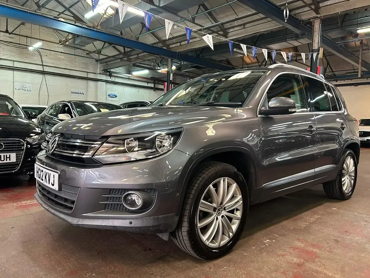 Used VW Tiguan Sportline 138 HP (101 kW) 2012 Grey SUV