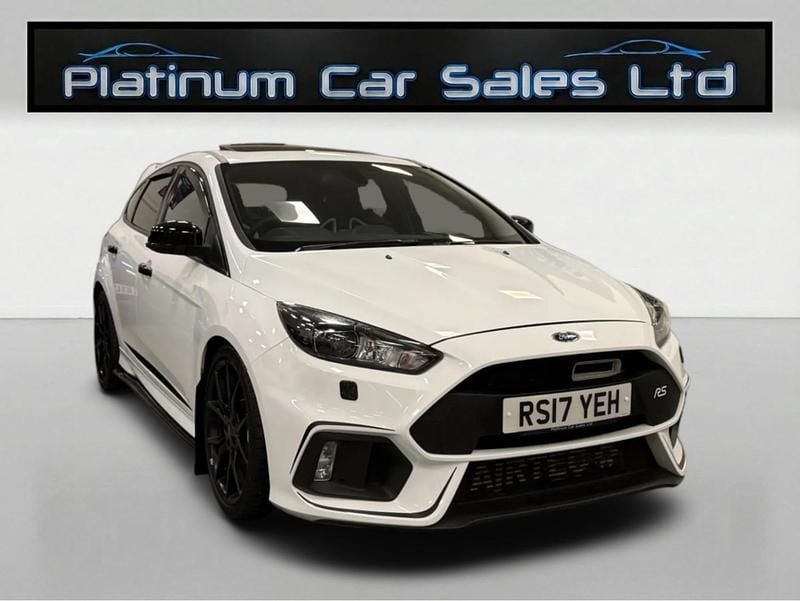 Usado Ford Focus RS 350 HP (257 kW) 2017 Branco Citadino