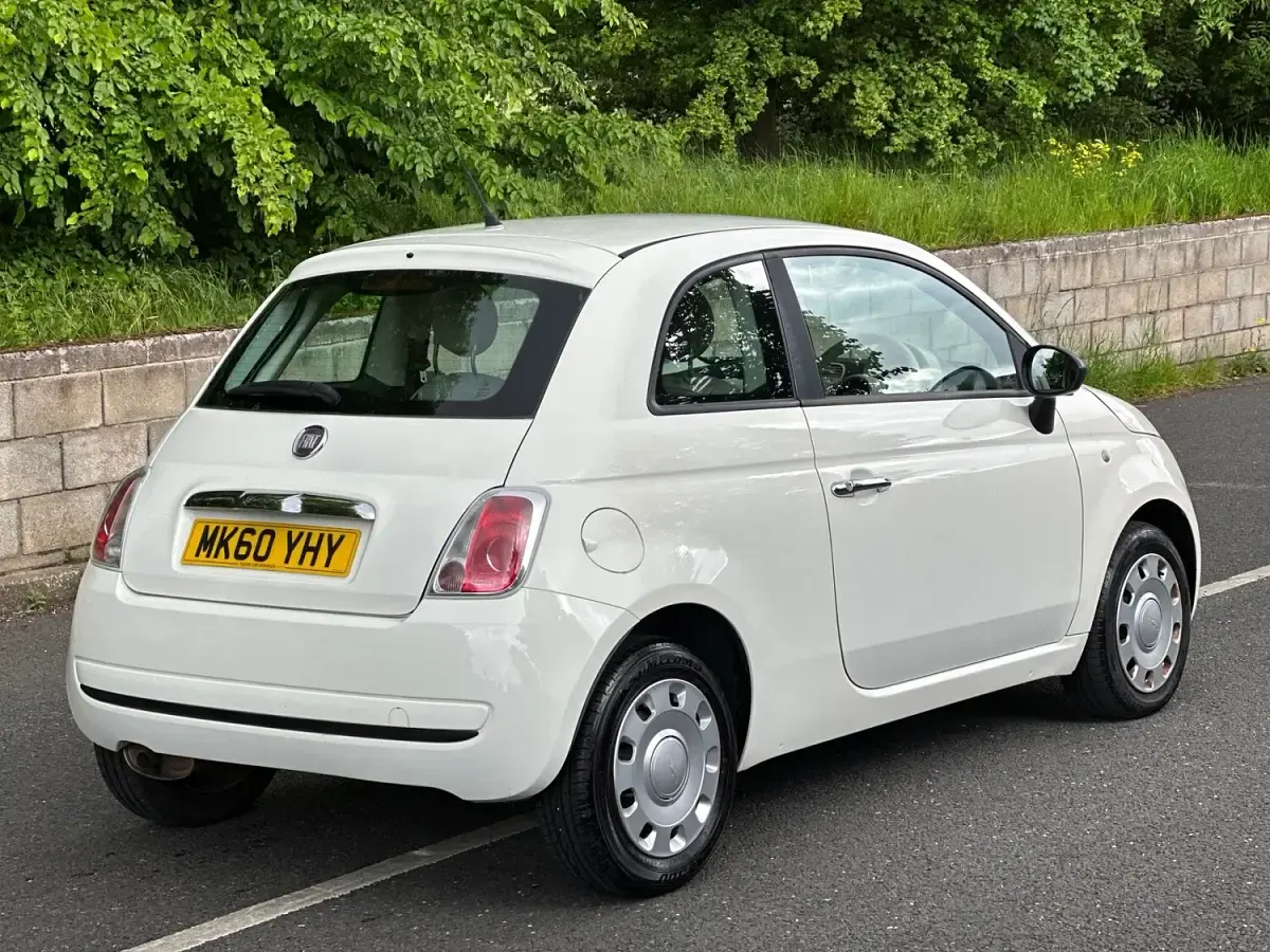 Used Fiat 500 Pop 69 HP (50 kW) 2010 White Hatchback