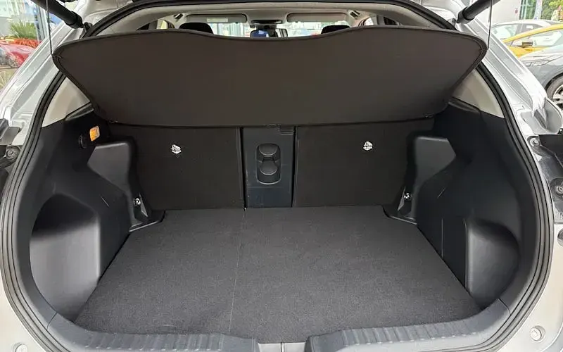 Used Toyota Yaris Cross 116 HP (85 kW) 2023 Silver SUV