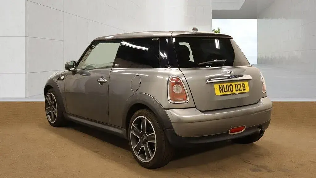 Used Mini ONE Hatch 95 HP (69 kW) 2010 Grey Hatchback