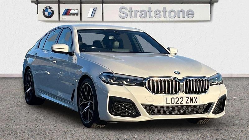 White Used 2022 BMW 520 M Sport | £24,999 (Fair price) - Image 1/3