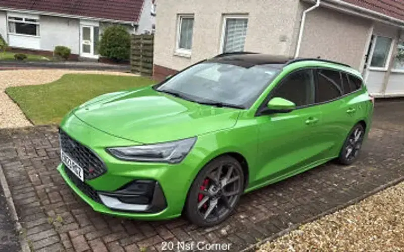 Used Ford Focus ST 280 HP (205 kW) 2023 Green Estate