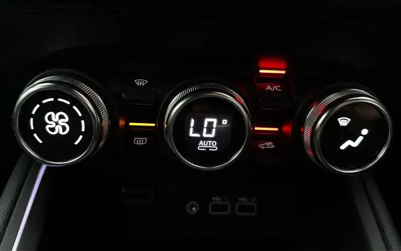 Used Renault Clio Esprit Alpine 145 HP (106 kW) 2025 Red Hatchback