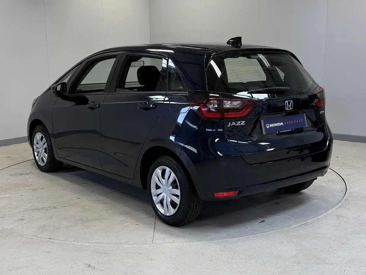 Used Honda Jazz Hybrid 109 HP (80 kW) 2022 Midnight blue Hatchback