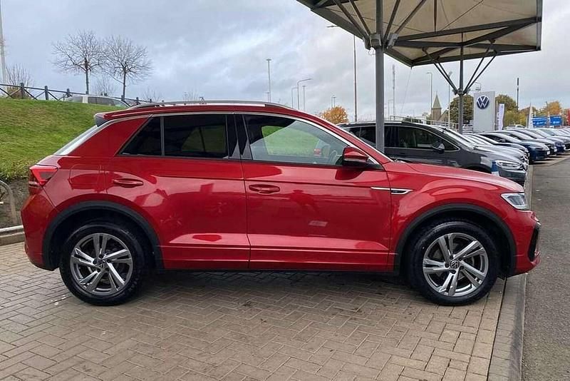Used VW T-Roc R-line 150 HP (110 kW) 2022 Red SUV