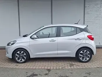 Used Hyundai i10 Advanced 63 HP (46 kW) 2025 Grey Hatchback