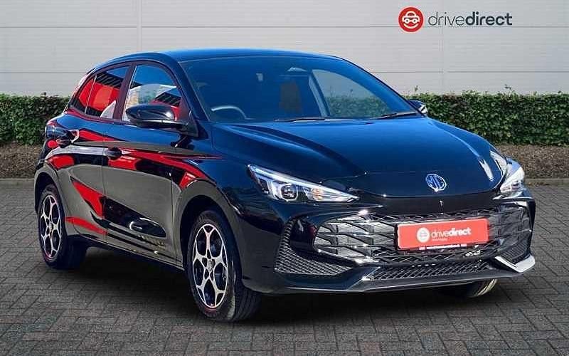 Metallic black pearl Used 2024 MG MG3 Trophy Hatchback | £16,399 (Good price) - Image 1/4