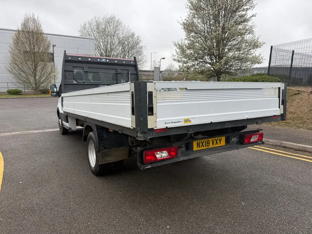 Used Ford Transit 130 HP (95 kW) 2018 White