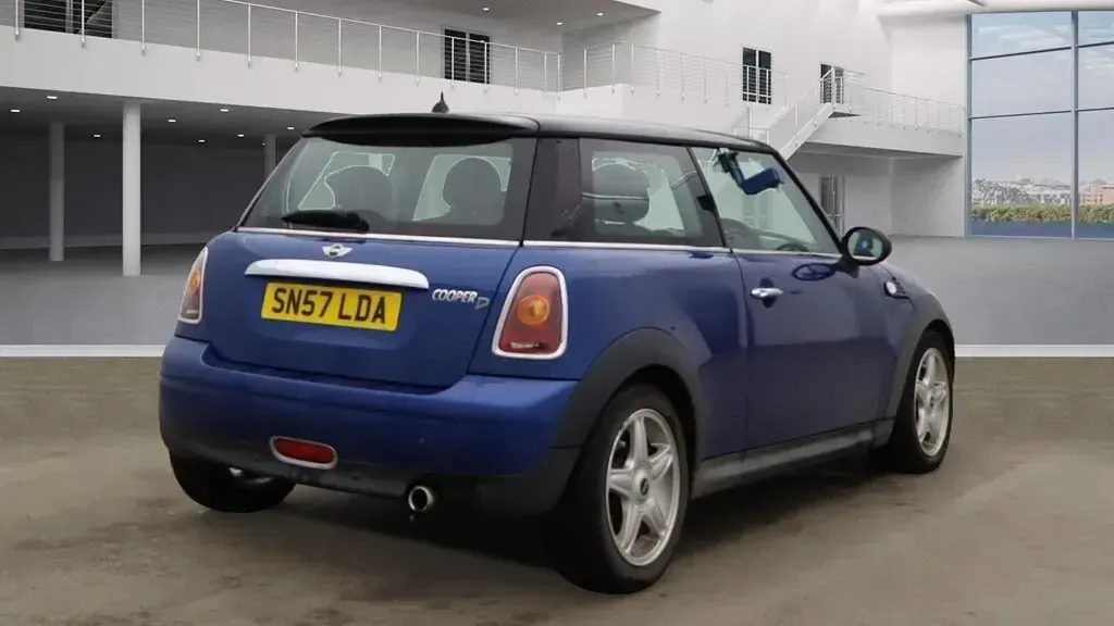Used Mini Cooper D Hatch 108 HP (79 kW) 2007 Blue Hatchback