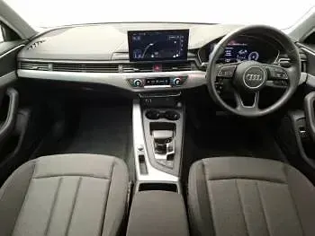 Used Audi A4 Comfort 150 HP (110 kW) 2022 White Sedan