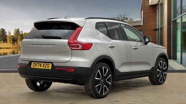 Used Volvo XC40 Ultra 161 HP (118 kW) 2024 Silver SUV