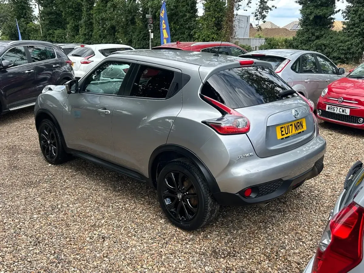 Used Nissan Juke Tekna 110 HP (80 kW) 2017 Silver SUV